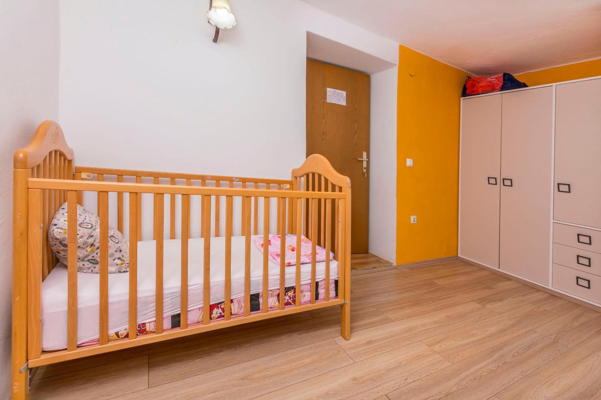 Apartment Jelena Primosten Bagian luar foto
