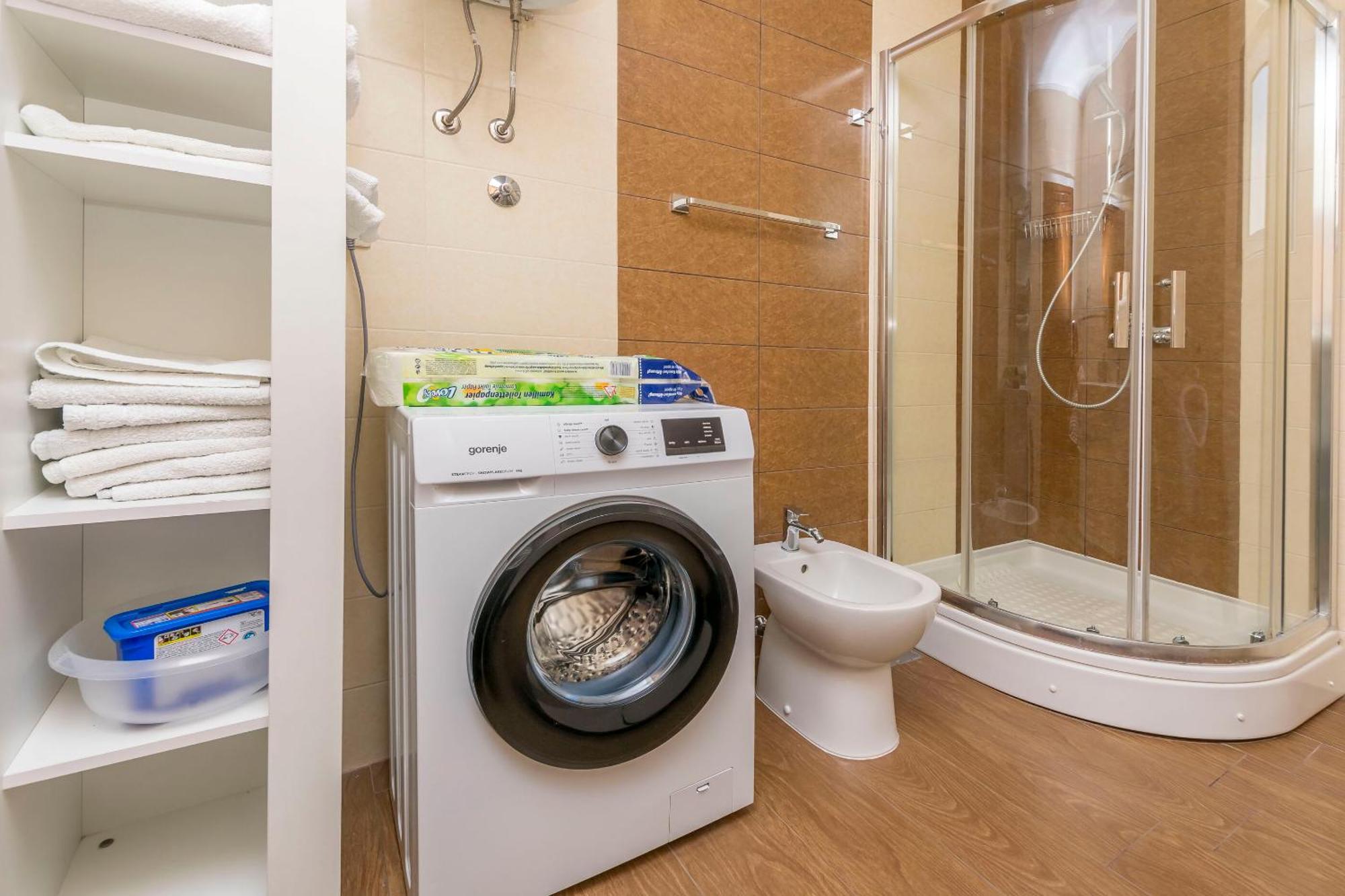 Apartment Jelena Primosten Bagian luar foto