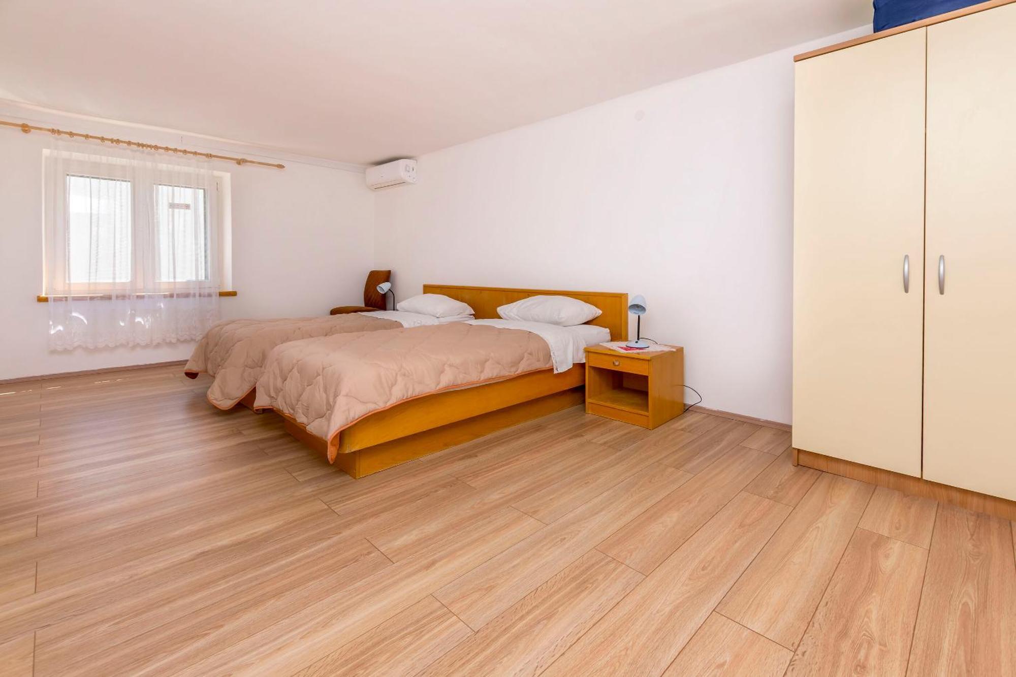 Apartment Jelena Primosten Bagian luar foto