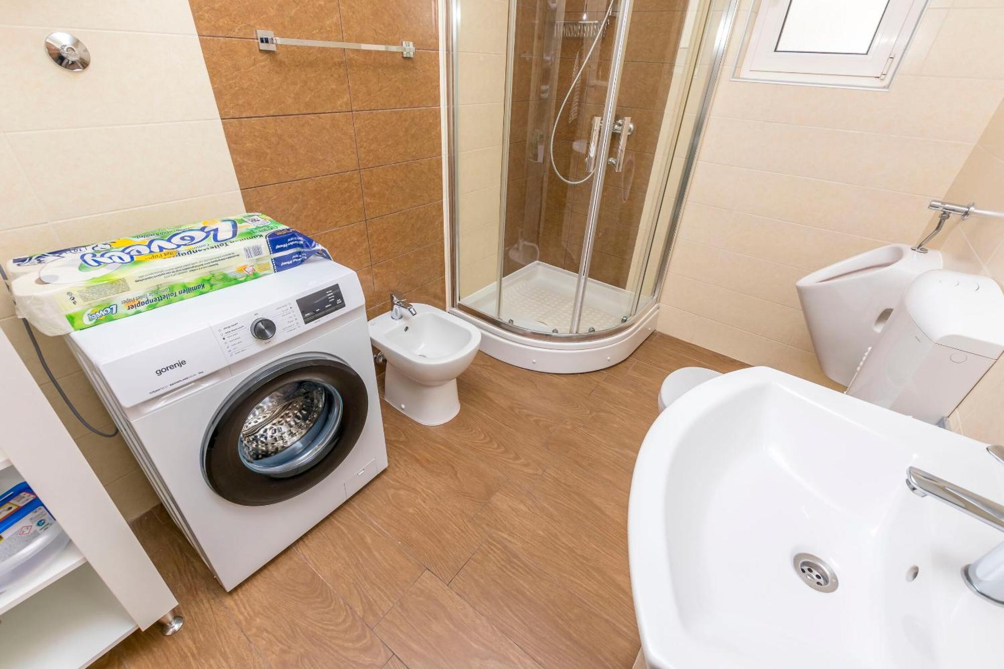 Apartment Jelena Primosten Bagian luar foto