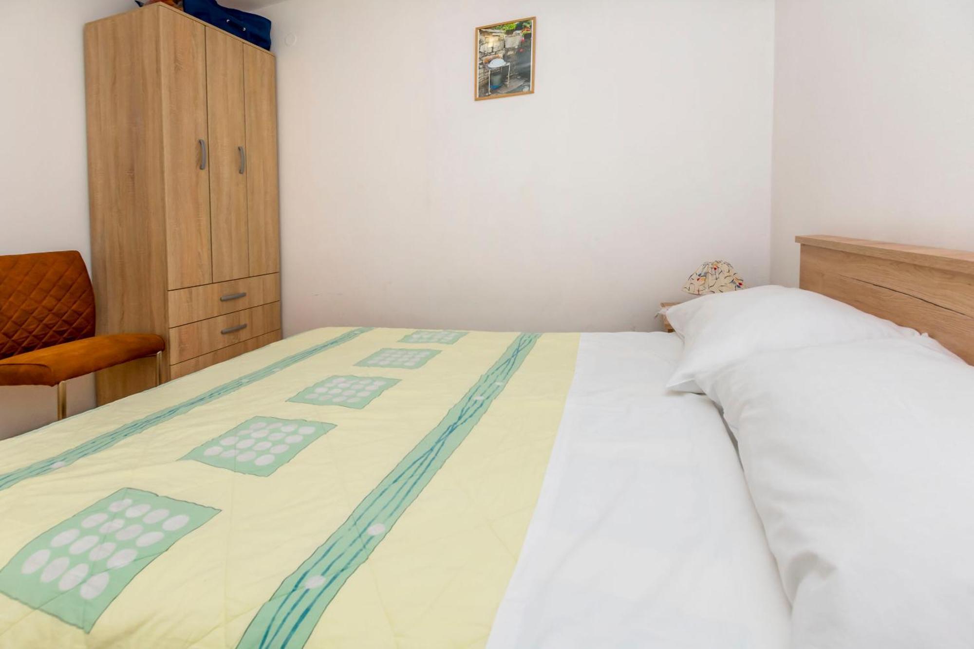 Apartment Jelena Primosten Bagian luar foto